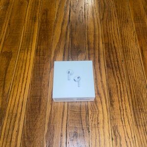 Apple White Earbud Headphones